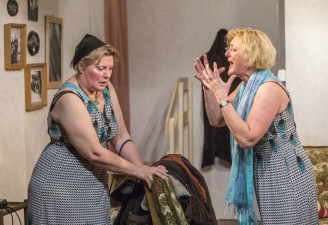 Witwenclub_Antje Rohde und Gisela Angelbauer_6563_klein